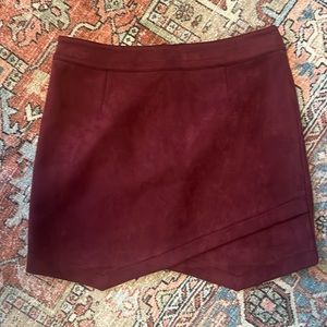 JACK bb Dakota red mini skirt 🍷